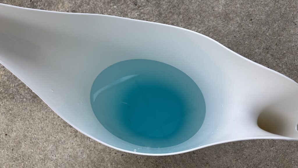 ハイポネックス原液を1000倍に希釈した様子